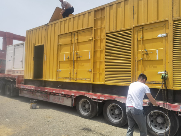 惠安发电机出租100KW发电机需要什么规格的电缆线?