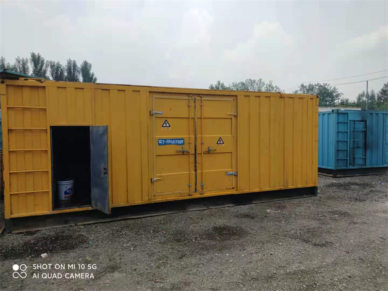惠安200KW柴油发电机组需要配备什么型号的电缆线？
